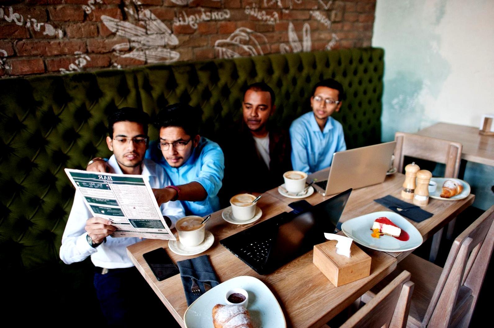 Professionelle Code-Analyse und Debugging-Prozess